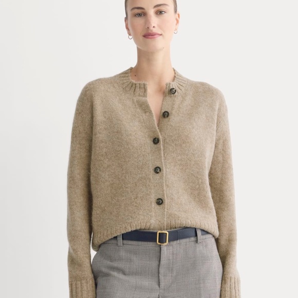 Everlane Women's Crew Cardigan in Alpaca in Dark Heathered Camel, Size L - Picture 1 of 2